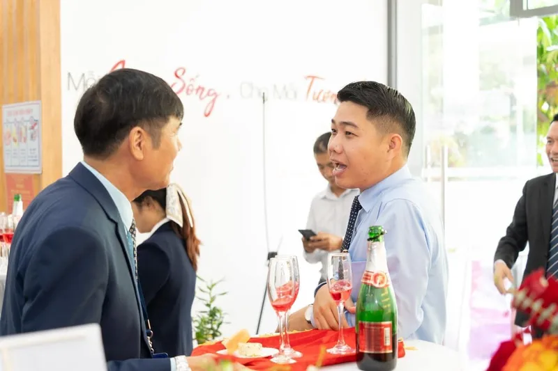 tiệc teabreak khai trương