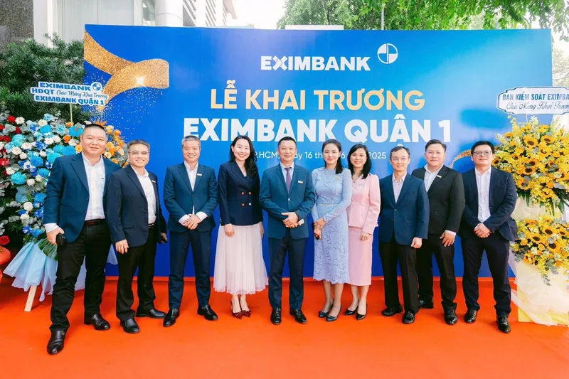 trang trí khai trương