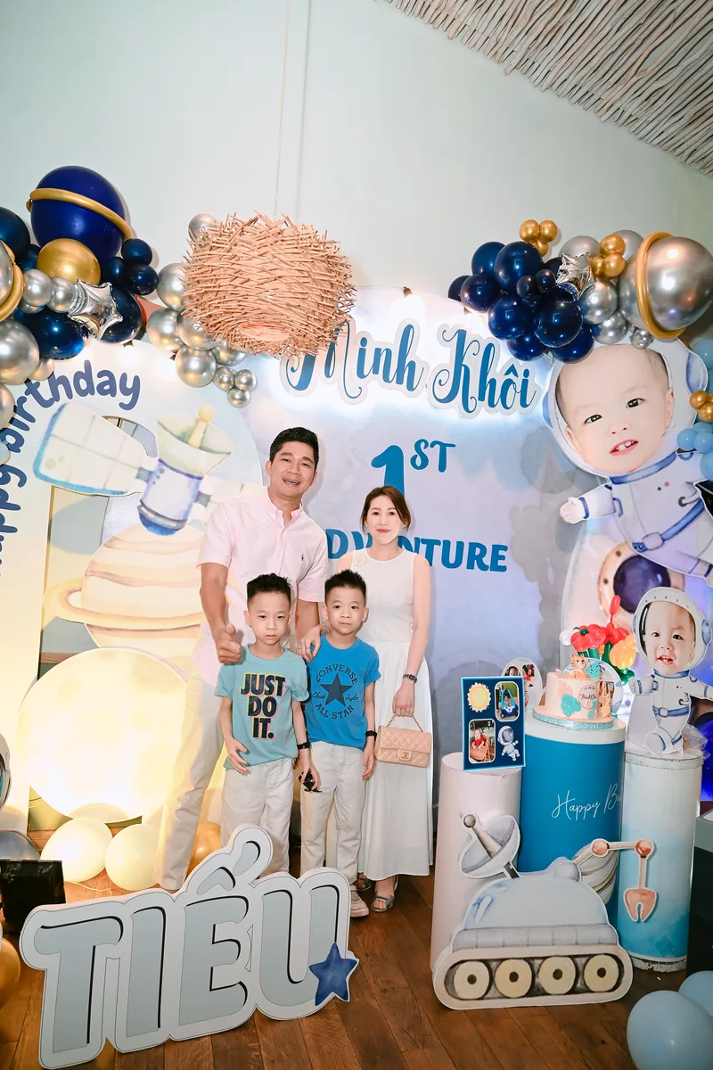 trang trí sinh nhật bé trai ô tô - hình 3