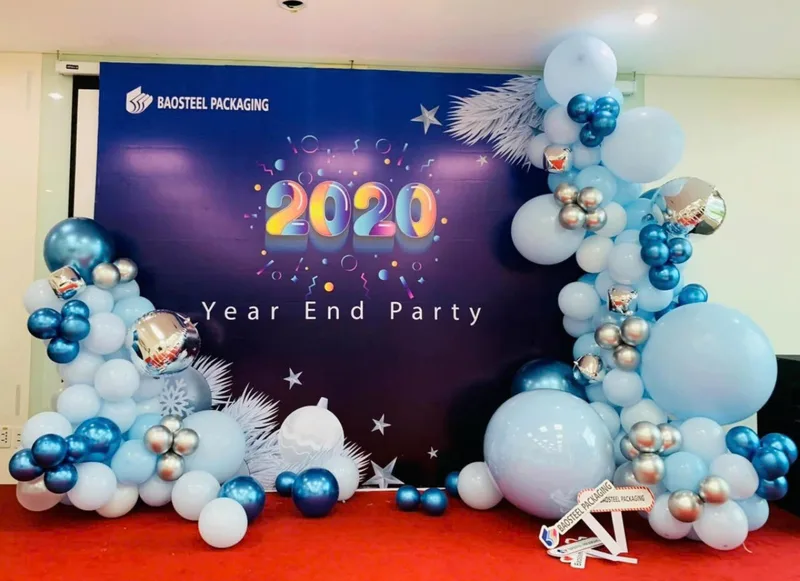 trang trí tiệc tất niên