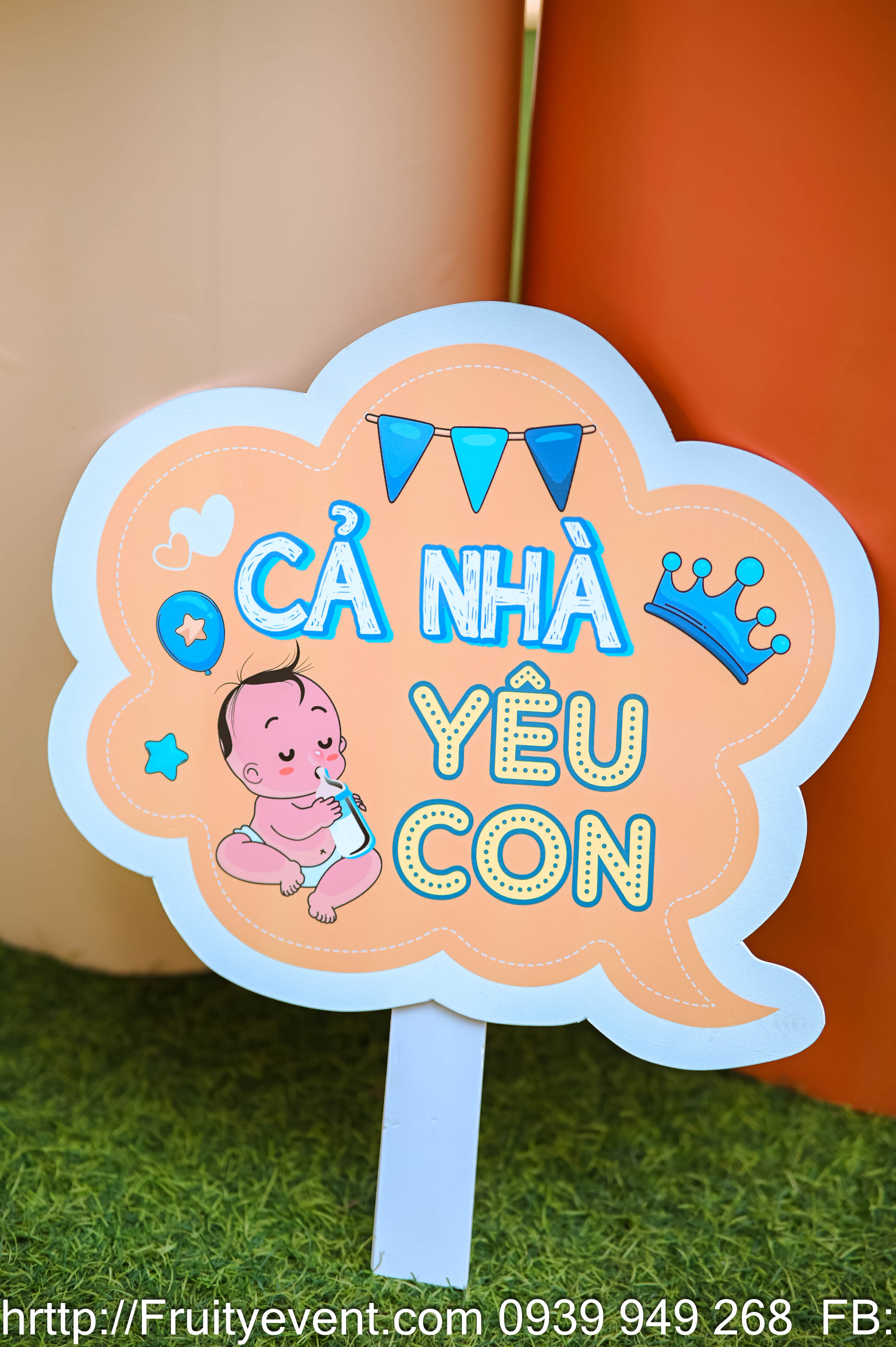 HASTAG CẦM  TAY